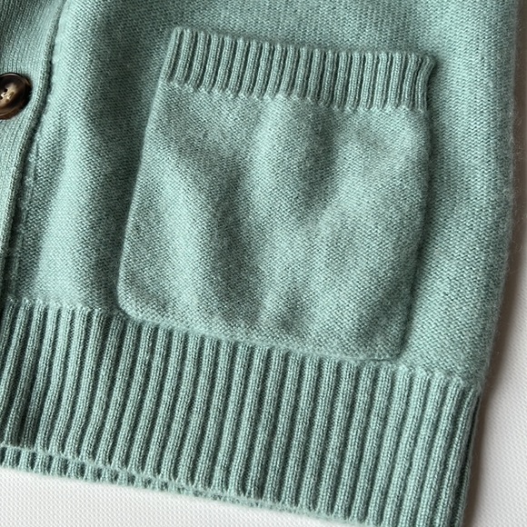 Celine 100% cashmere cardigan - Picture 9 of 15